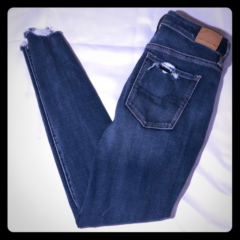 Super hi rise jegging jeans in  great condition!💙